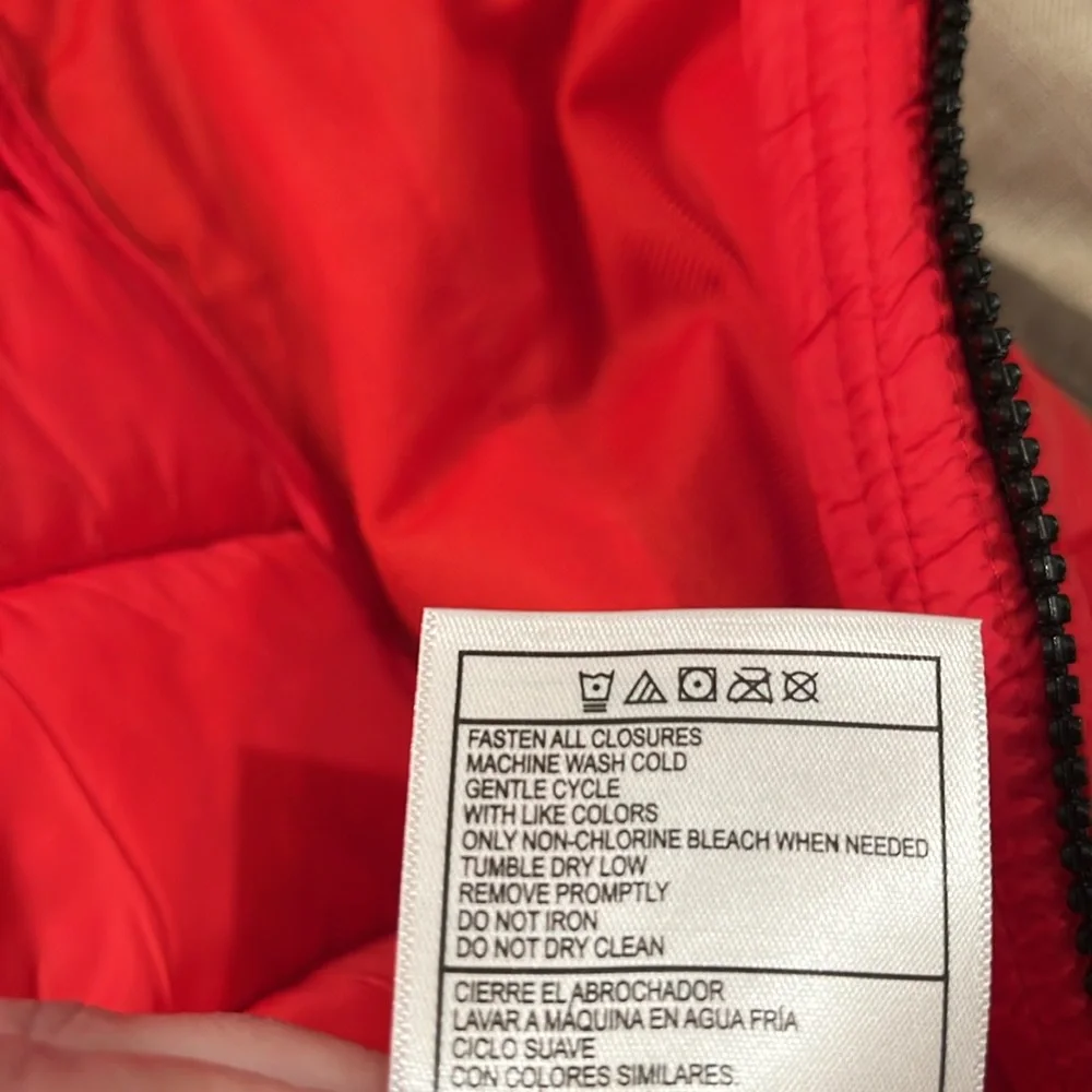Reebok Womens Quilted Glacier Shield Red Jacket With Hood/NWT/M - Picture 9 of 14